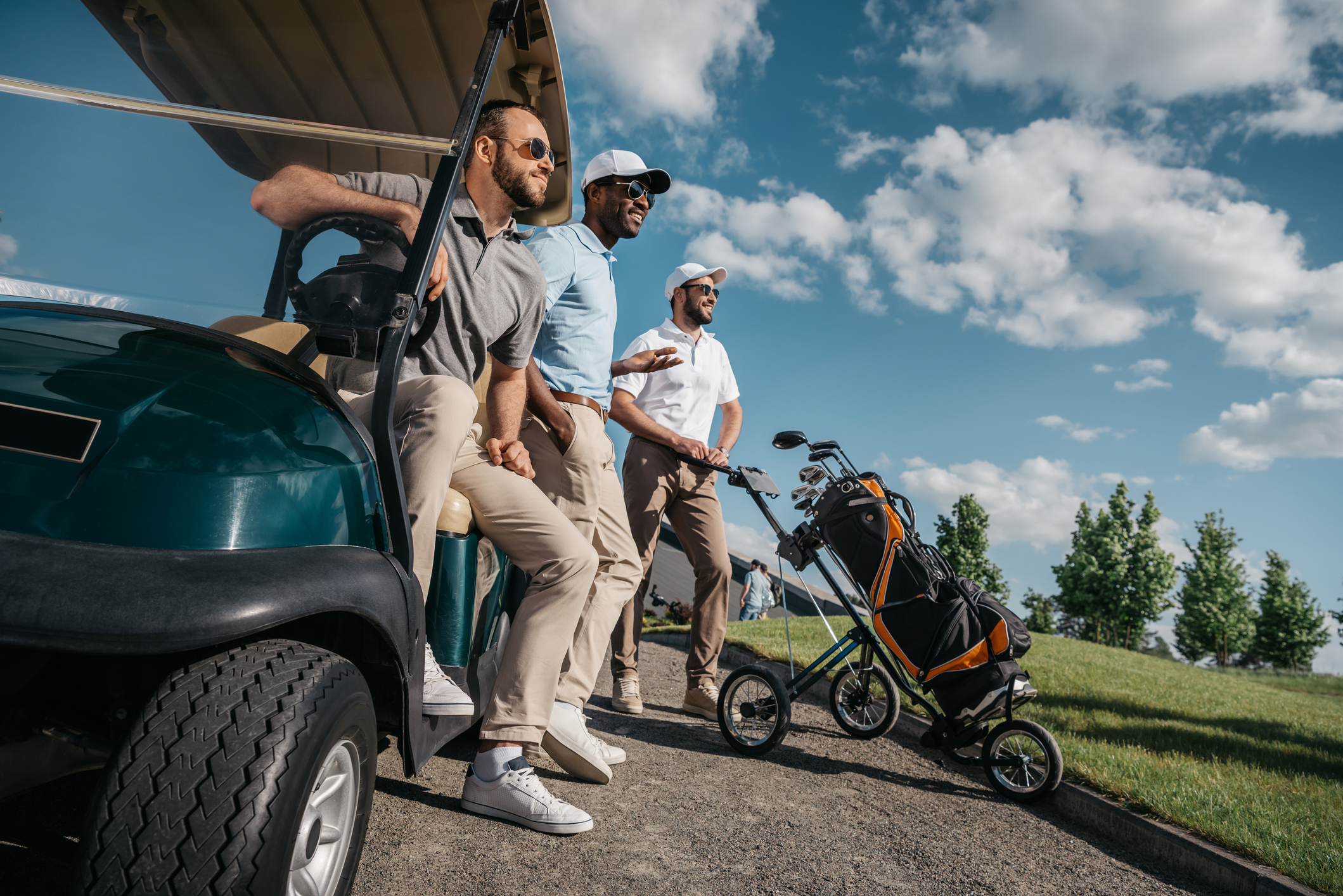 golfers waiting at the starters area